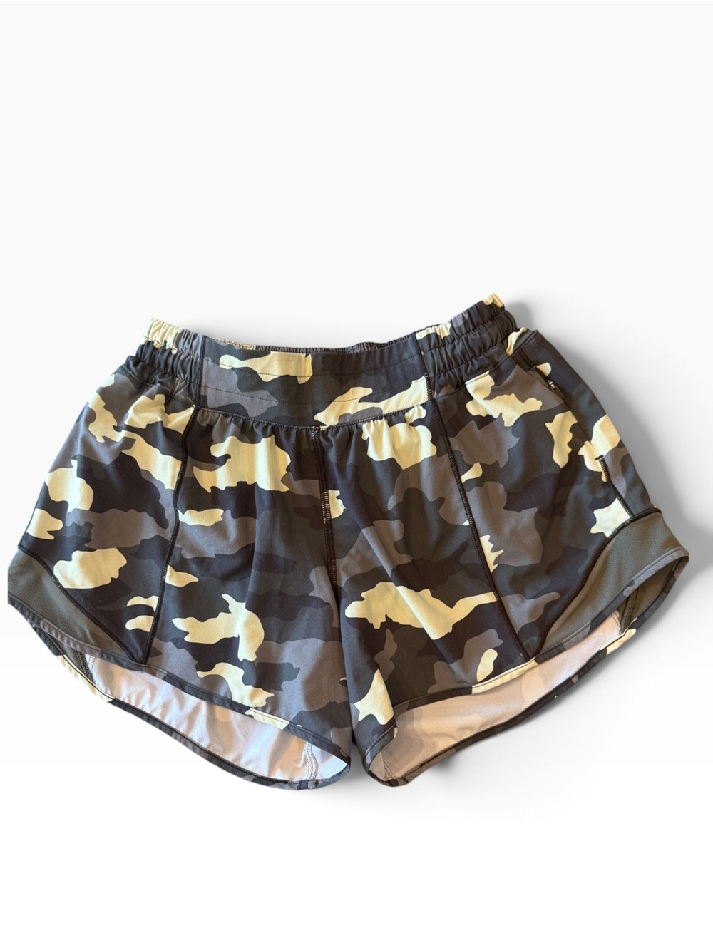 lululemon athletica Women's Camo Athletic Shorts - size 6